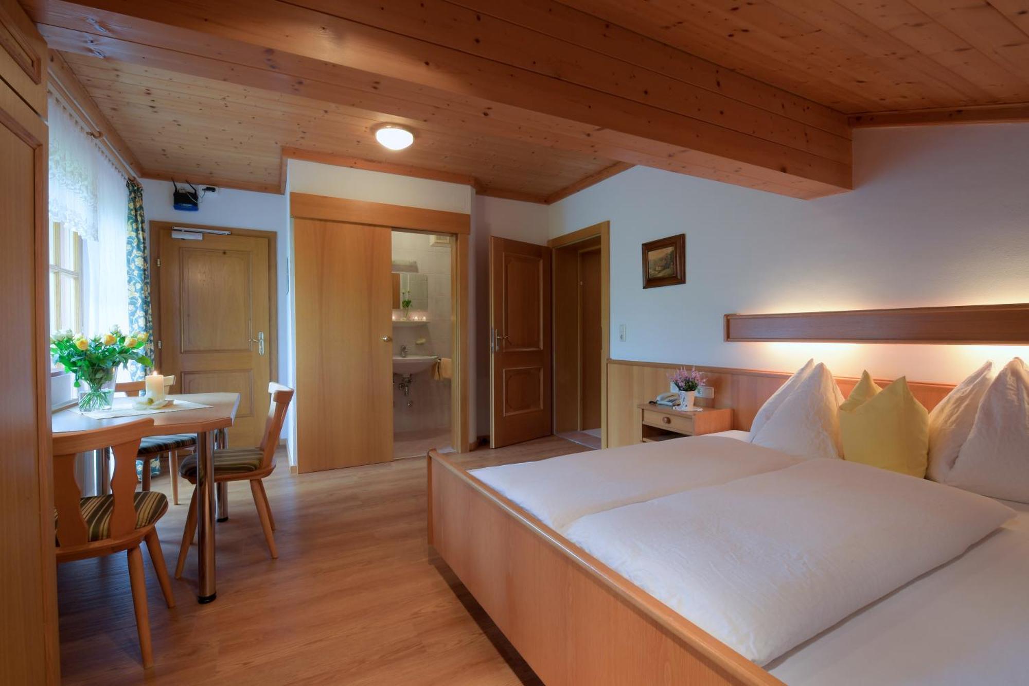 Apartments - Pension Florian Sankt Johann im Pongau Exteriör bild